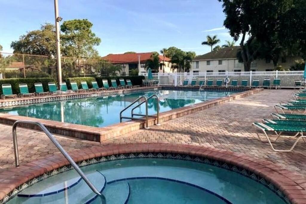 شقة Waterview Oasis Retreat, Minutes To Anna Maria Island And Img برادنتون المظهر الخارجي الصورة